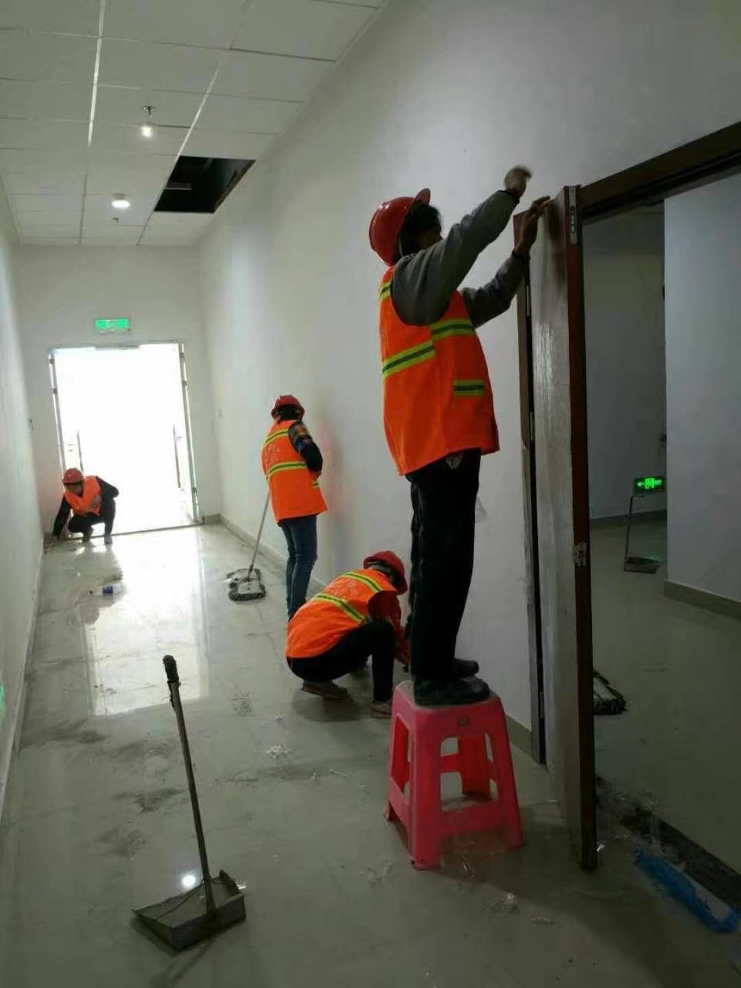 開荒保潔怎么做？開荒保潔的常識(shí)有哪些？