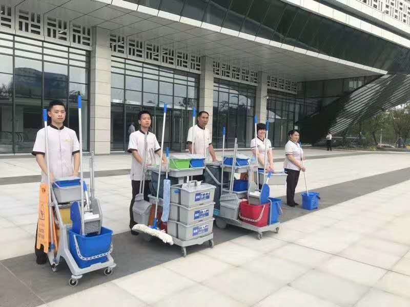 【武漢江城清洗】與軍運(yùn)同行，為軍運(yùn)助力！