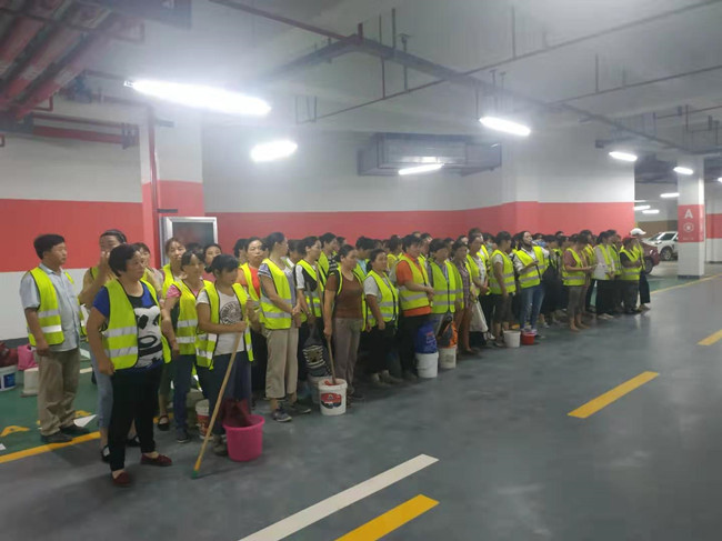 武漢開荒保潔—華中科技大學(xué)案例